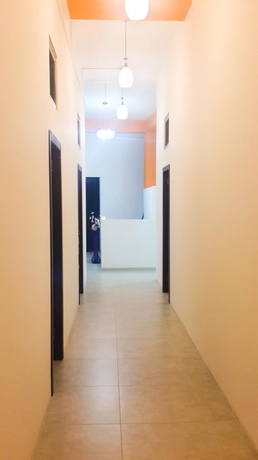 Hostel Near The Square Tbilisi Buitenkant foto