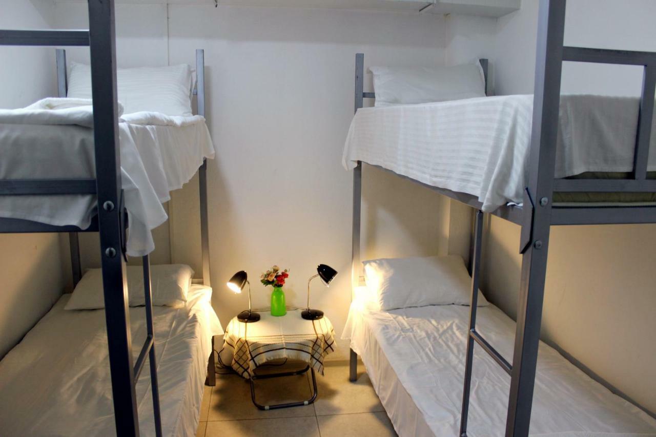 Hostel Near The Square Tbilisi Buitenkant foto